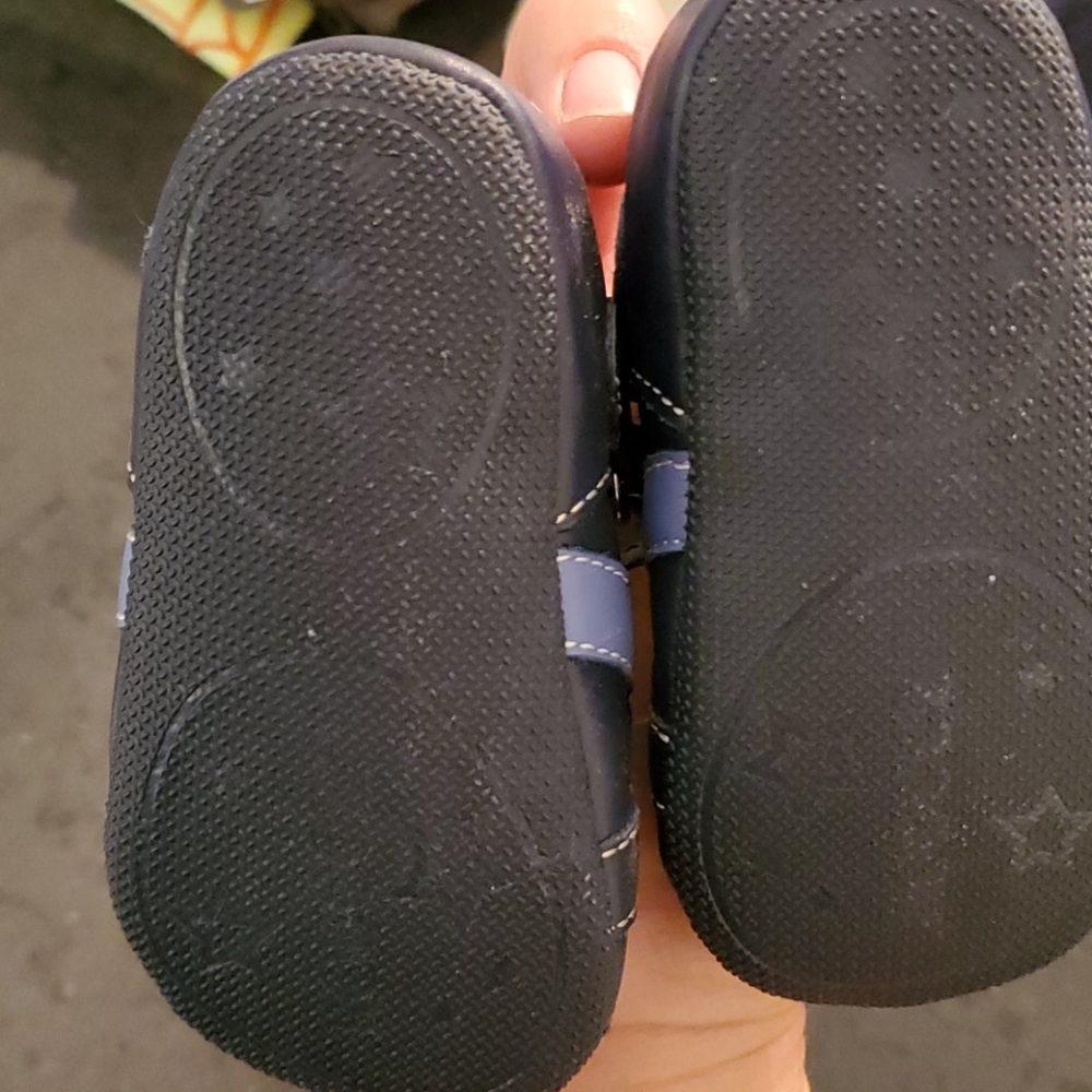 Robeez Sandals - Picture 2 of 2